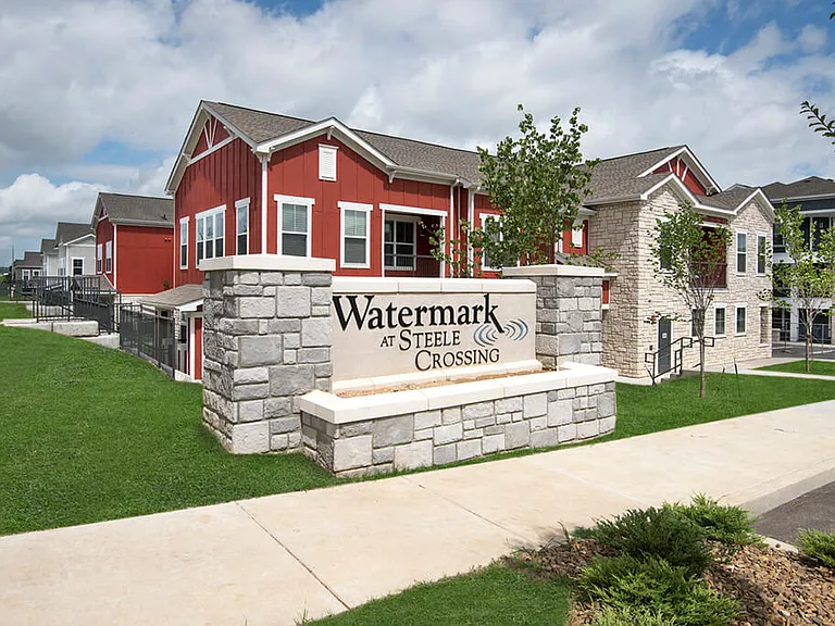 Watermark at Steele Crossing — Photo 5