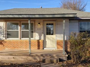 610 W 18th St, Ada, OK 74820