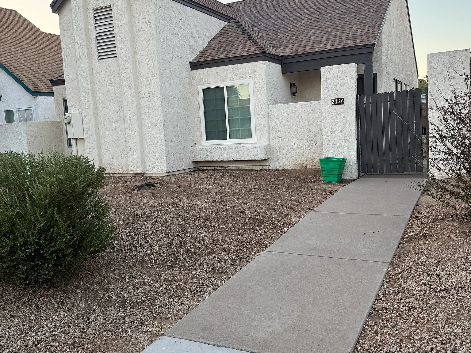 2126 W Monona Dr — Photo 1