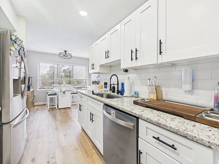1501 Bronwyn Rd #303 — Photo 9