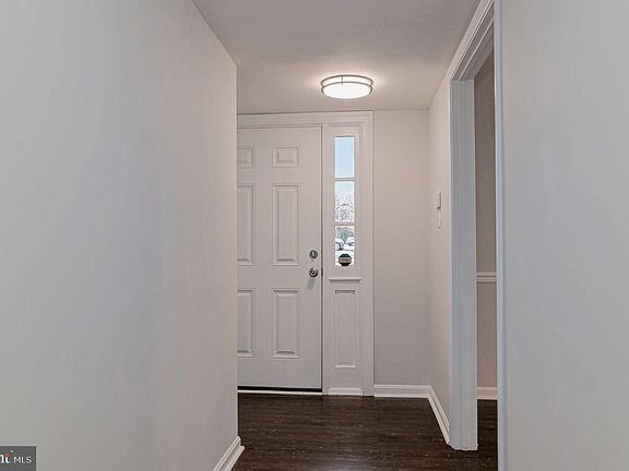 3rd image of 1051 Brixton Ct