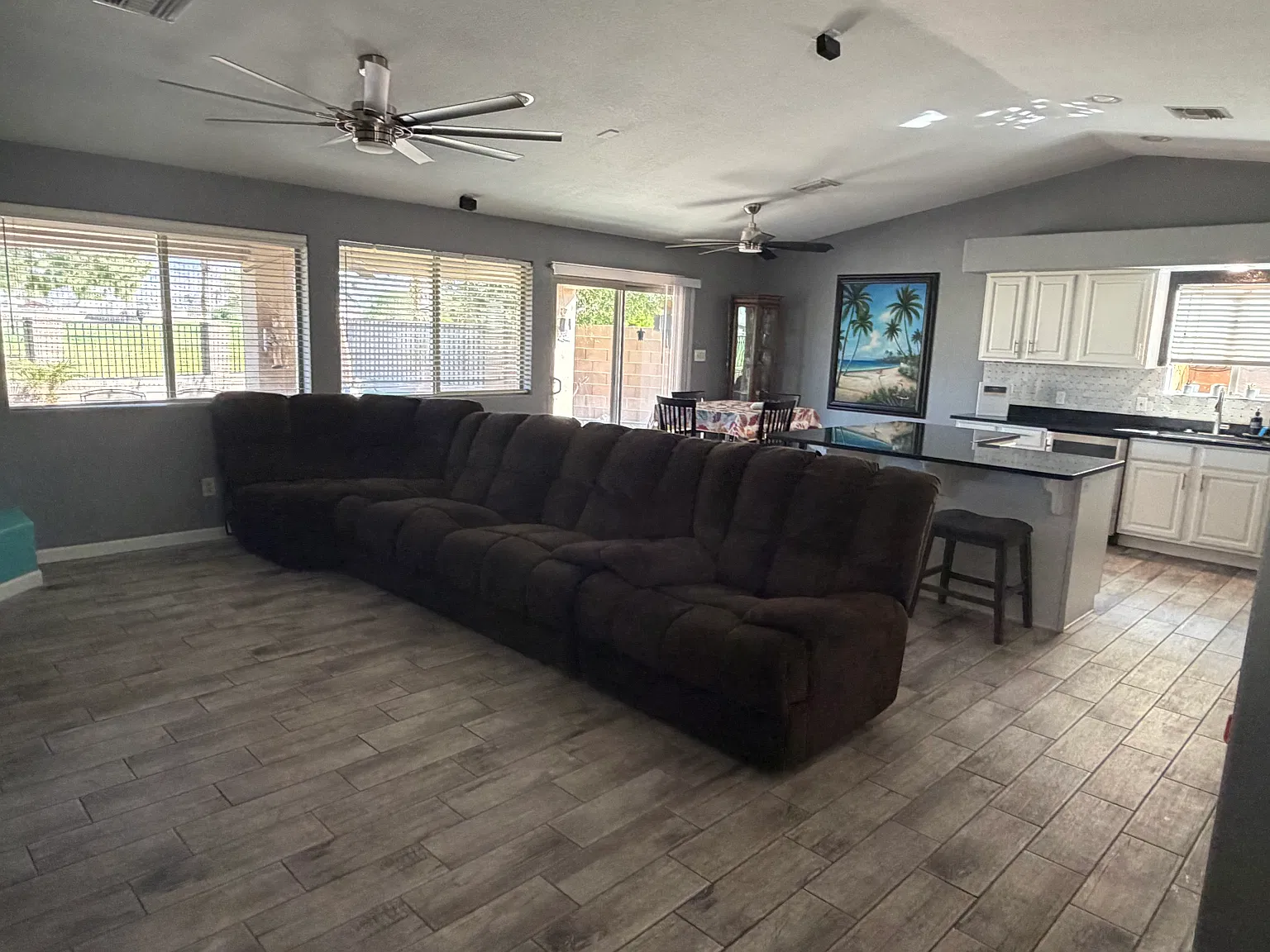 4 bed, 1471 sqft, $2,400 — Photo 3