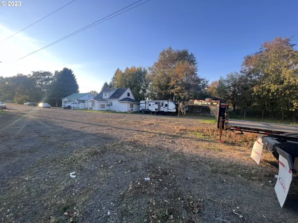 309 SE 12th Ave, Milton Freewater, OR 97862