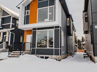 8713 149th St NW, Edmonton, AB