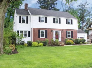 11 Alton Rd, Stamford, CT 06906