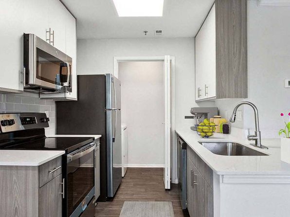 1470 Sheridan Rd NE #728