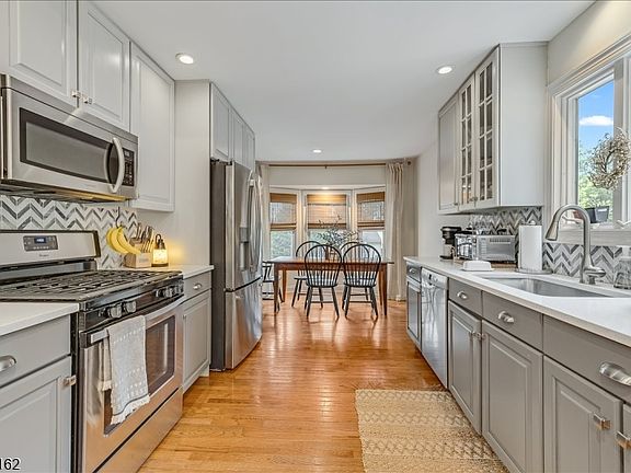 5th image of 107 Valley View Trl