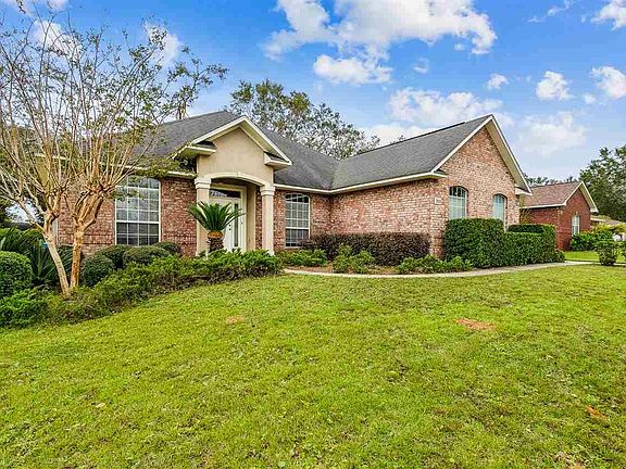3rd image of 2515 Bowling Green Way