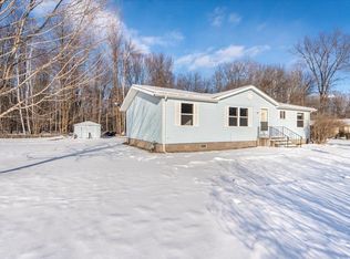 325 Goad Dr, Wrenshall, MN 55797
