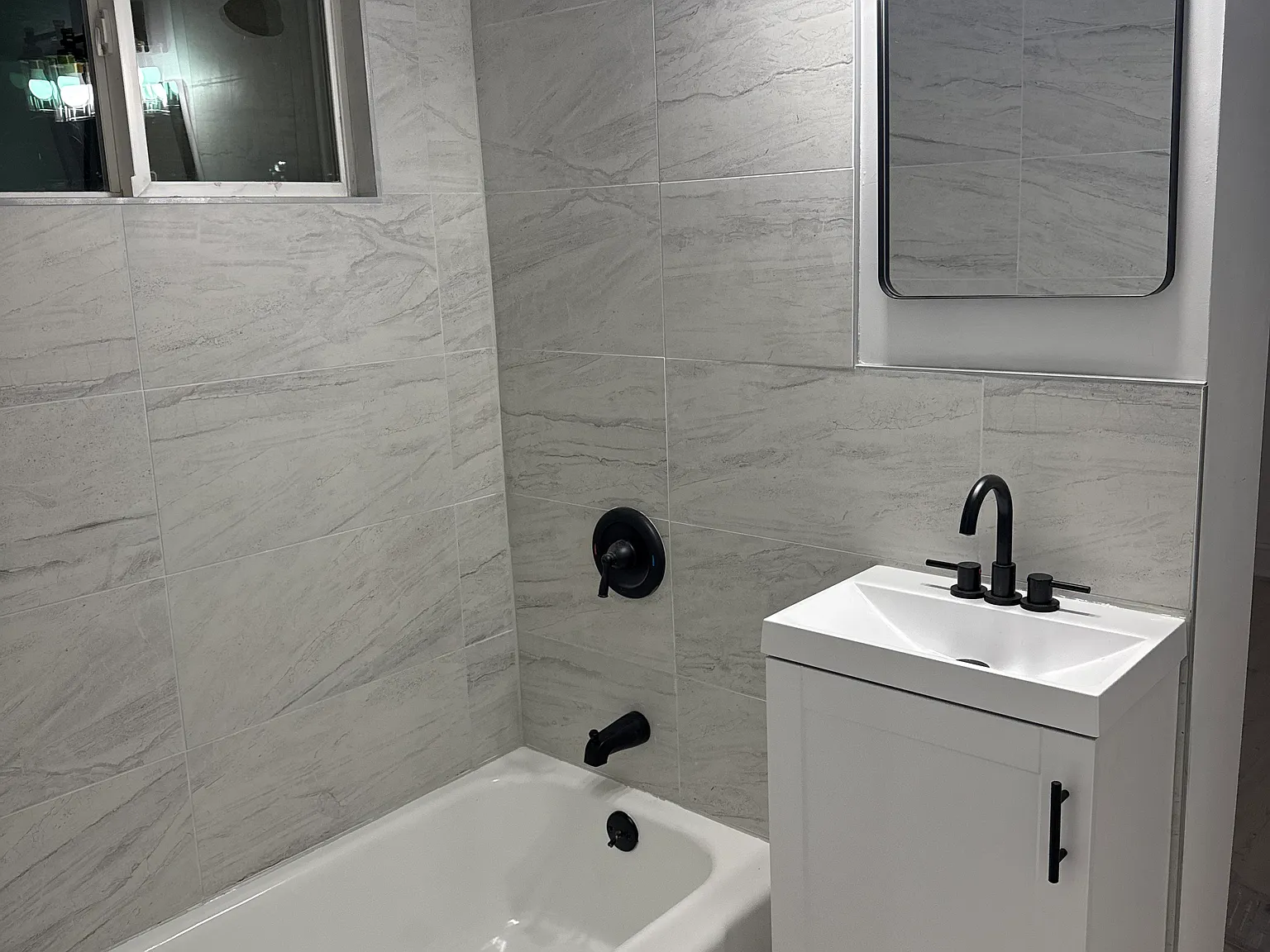 2 bed, 750 sqft, $1,650 — Photo 4