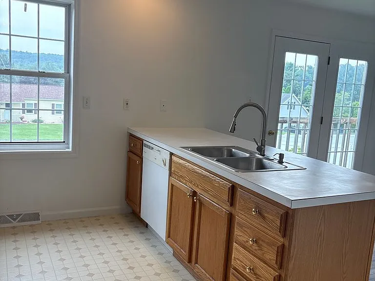 16 Vickilee Dr — Photo 9