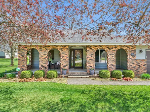 974 N Martha Ct, Milford, IL 60953