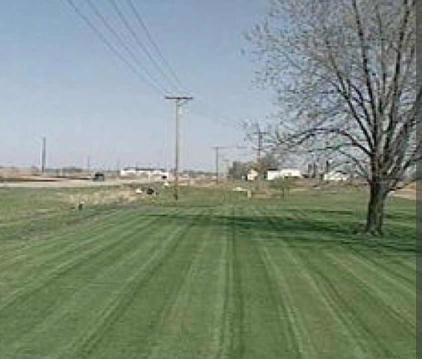 1st image of 0 Lawrence Dr E #A