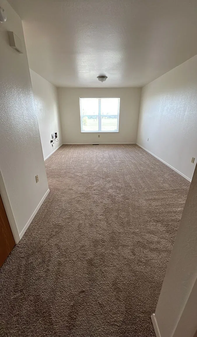 2 bed, 1.5 bath, 1066 sqft, $1,487 — Photo 4