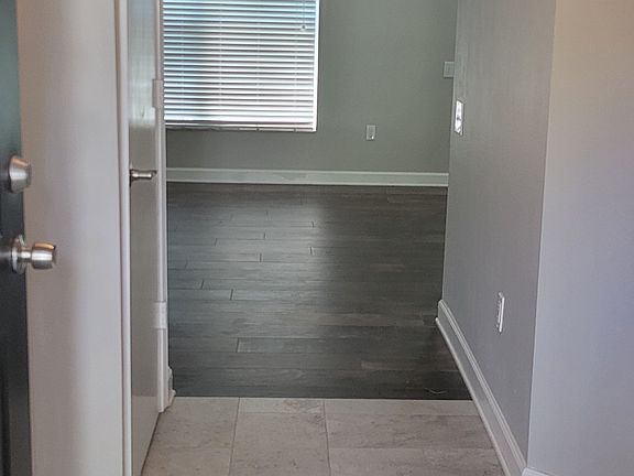 3rd image of 26852 Haverhill Dr
