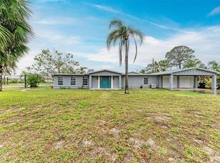 800 Riviera St, Venice, FL 34285
