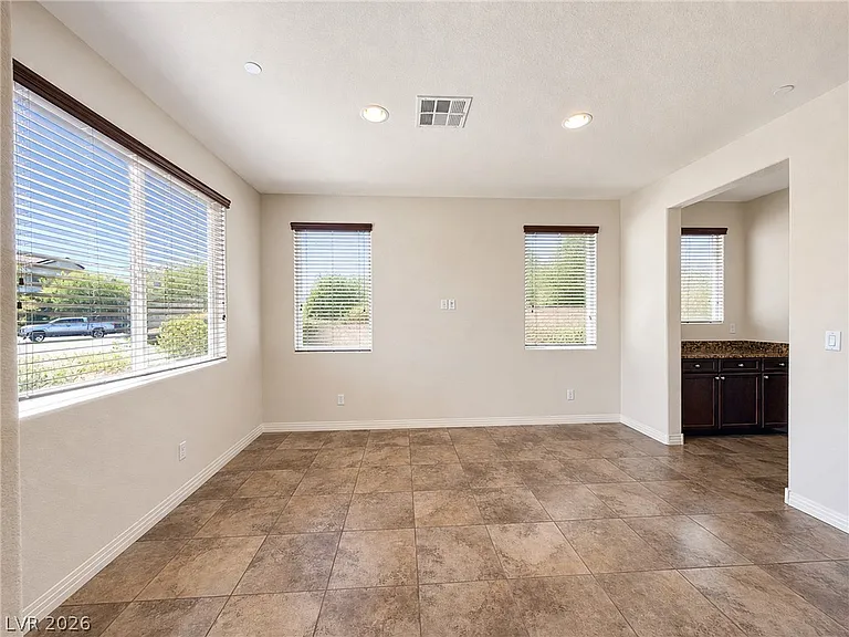 1153 Bear Head St — Photo 7