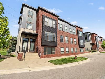 1250 Diamond Ct Unit E, Royal Oak, MI, 48067