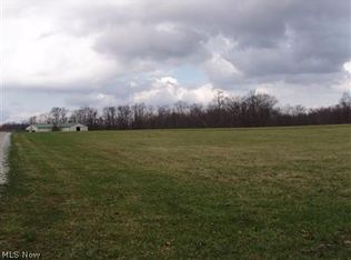 Samara Ln, Zanesville, OH 43701