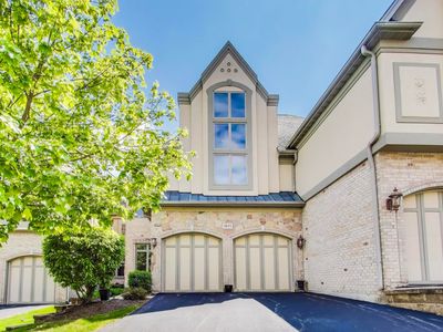 1571 W Rue James Pl, Palatine, IL, 60067