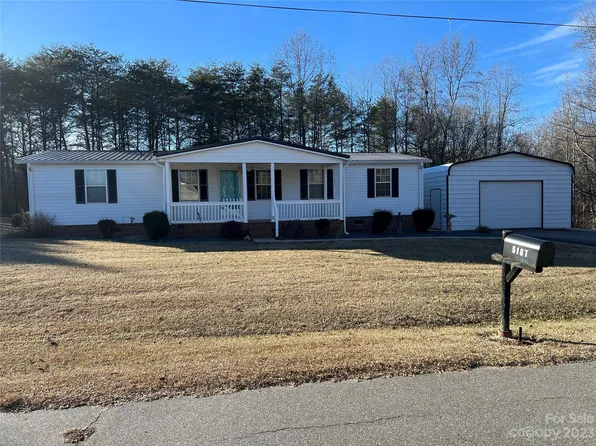 5187 Corban St, Claremont, NC 28610