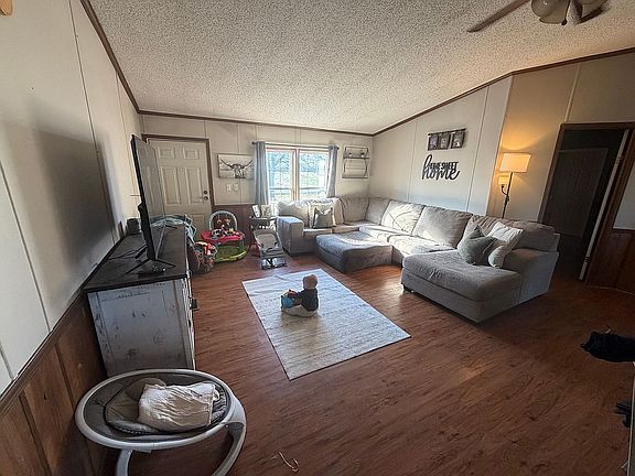 5th image of 4505 E Brougue Rd