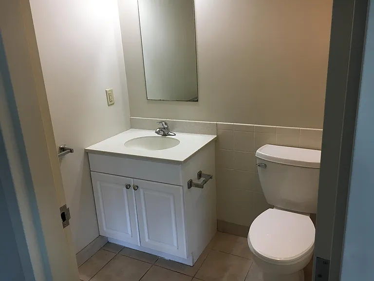 10 Florence St — Photo 16