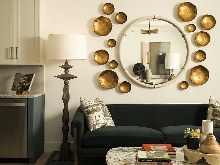 The Beverly — Photo 14