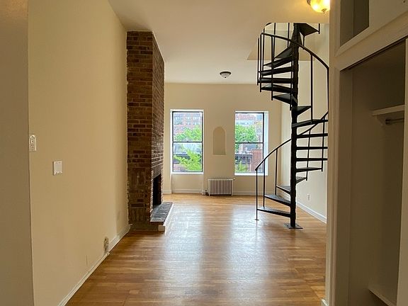 2nd image of 519 E 82nd St APT 5D