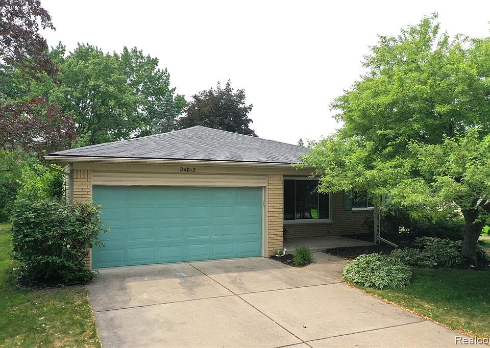 24813 Highlands Dr, Novi, MI 48375 Zillow