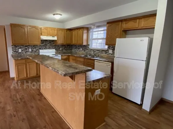 858 S Campbell Ave APT 102, Springfield, MO 65806