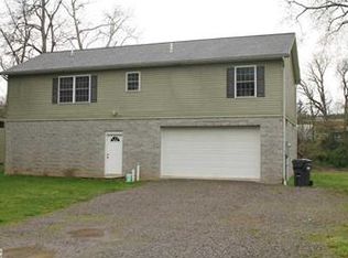 137 McKim Way, Ellwood City, PA 16117