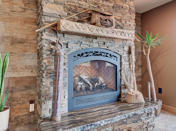 8 Big Bear Dr, Clancy, MT 59634