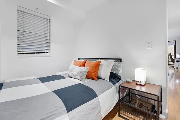 Rented by Evans Real Estate | media 20