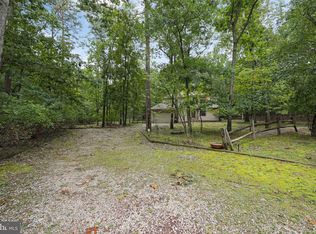 101 Strawberry Dr, Shamong, NJ 08088