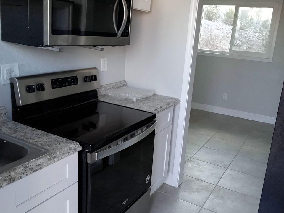 1st image of 300 N 5th Ave Unit D