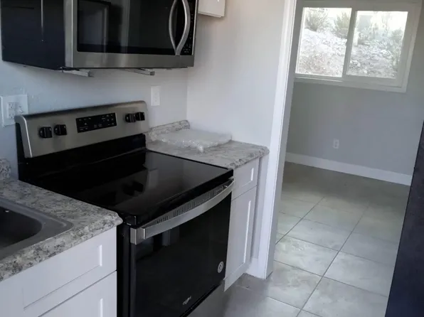 300 N 5th Ave, Barstow, CA