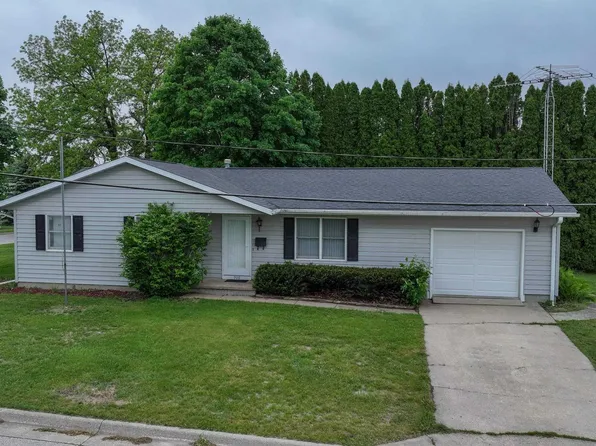 908 Cerro Gordo St, Ackley, IA 50601