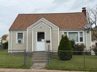 152 Otis St, Hartford, CT 06114