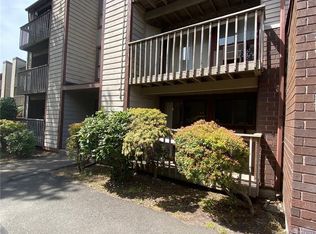130 Coe Ave UNIT 86, East Haven, CT 06512