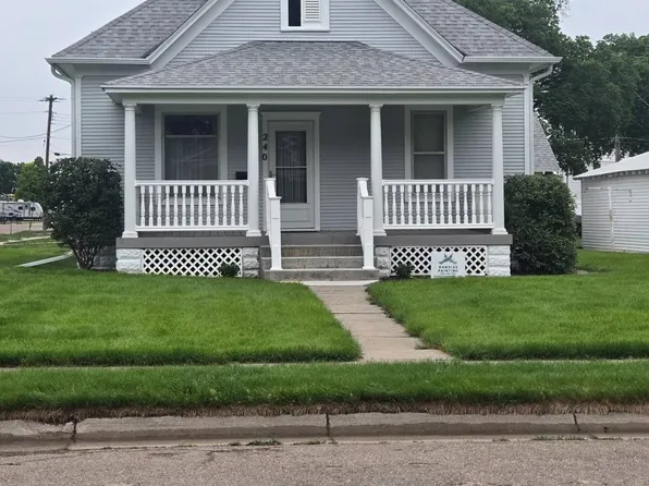 240 N Church St, Elm Creek, NE 68836