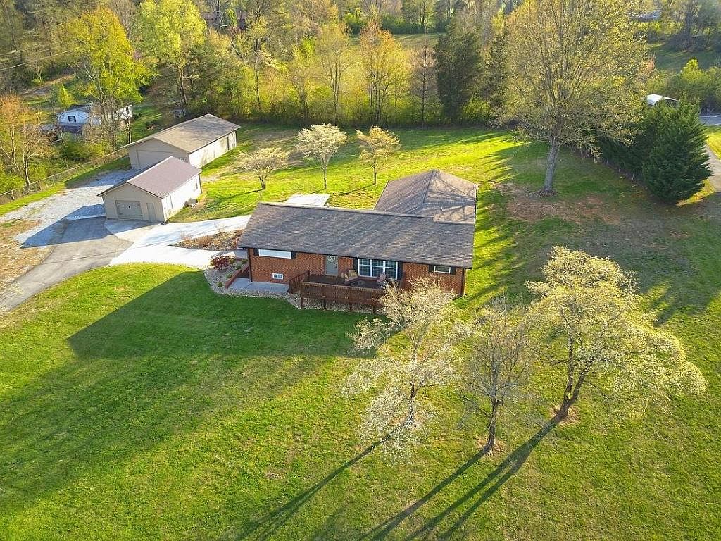 2746 Tuckaleechee Pike, Maryville, TN 37803 | Zillow