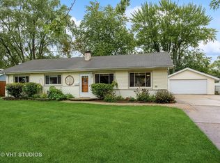 325 Nogales St, Hoffman Estates, IL