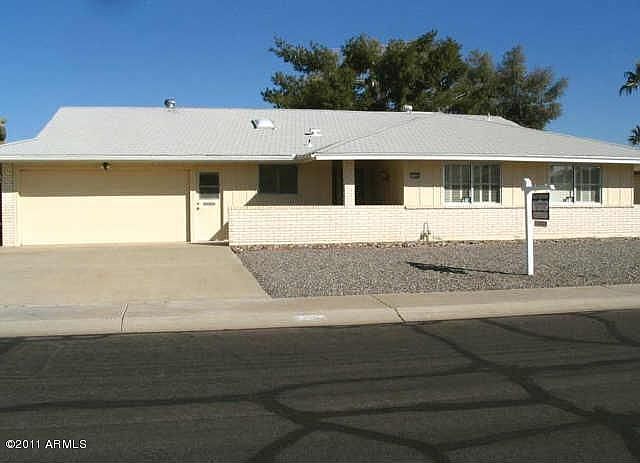 2nd image of 9244 W Arrowhead Dr