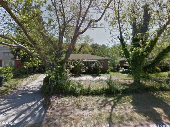 1112 N Bedingfield Dr, Macon, GA 31206