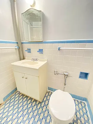 Rented by Queens Apartments Realty LLC | media 22