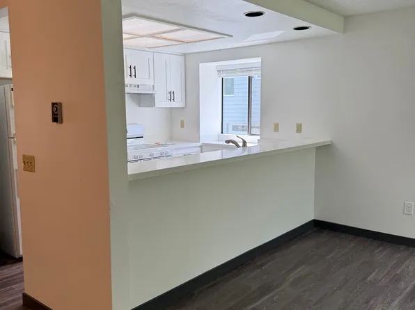 Davis Apartments