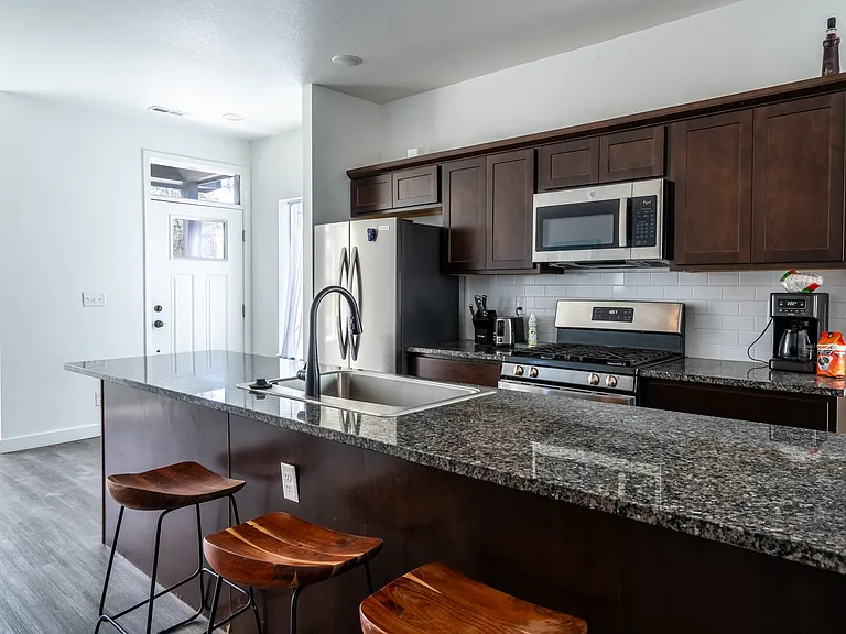 Sable View Townhomes — Photo 8