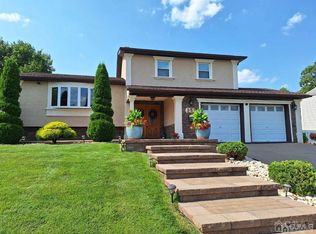 41 Fanwood Dr, Sayreville, NJ 08872