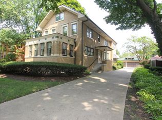 909 Bonnie Brae Pl, River Forest, IL 60305